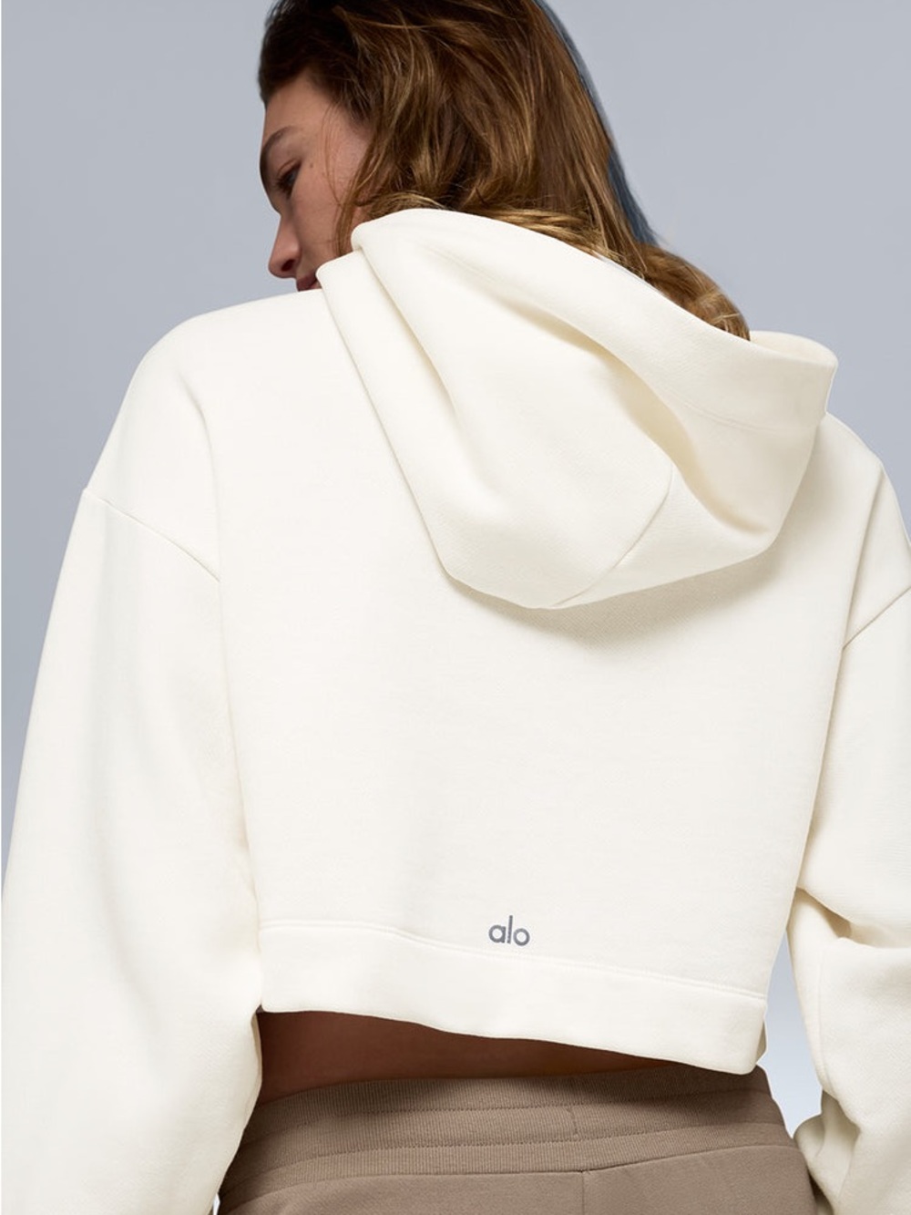 ALO Yoga Bae Women's Large Cream Cropped Hoodie